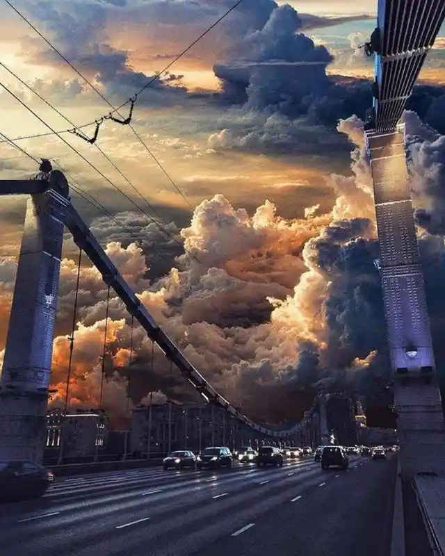 An apocalyptic sunset over Moscow
