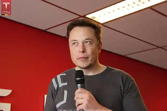 WATCH: Alex Jones Loses It On Elon Musk