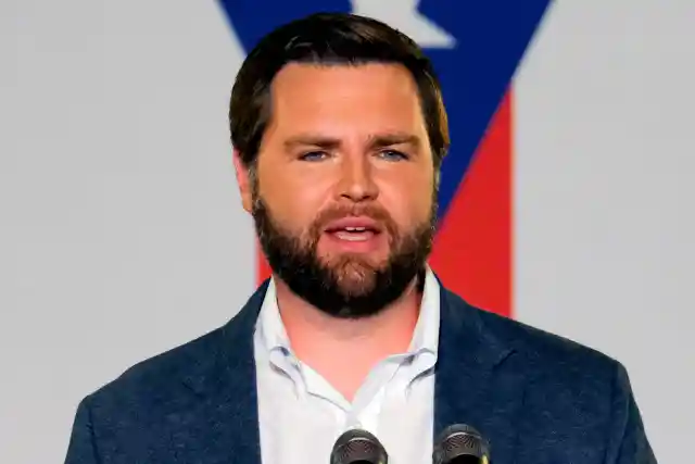 [BREAKING] Trump Chooses Former MAGA Critic JD Vance As His VP