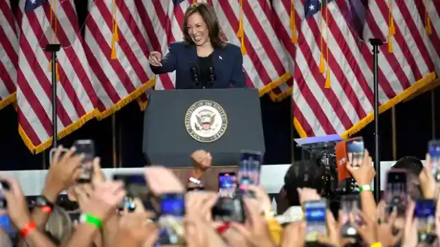 [WATCH/COMMENTARY] Kamala Harris Holds First High-Energy Campaign Rally in Milwaukee