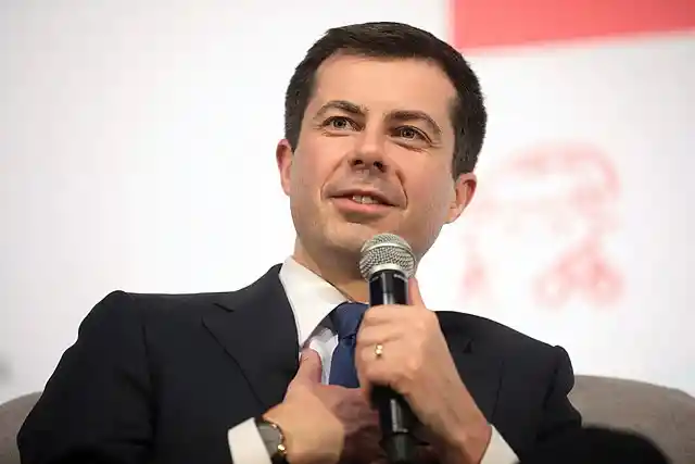 Watch: Buttigieg Blasts Trump For Disrespecting Veterans