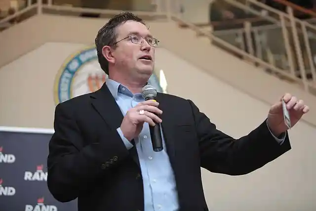 GOP Rep. Thomas Massie Calls out Donald Trump Over Bullying Tacticts