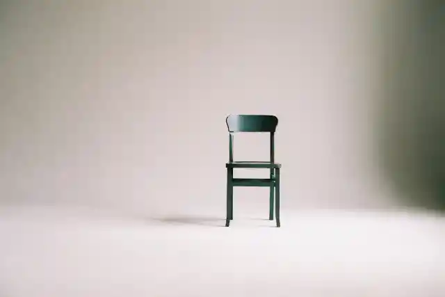 23. Mysterious Chair