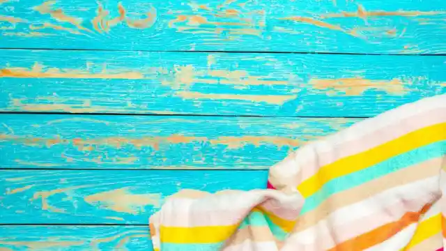 Something Caught Her Eye 