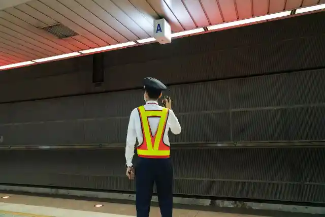 26. Security “Sitting Pretty” Guard