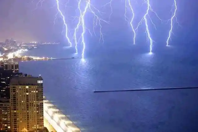 Incredible lightning storm over Lake Michigan