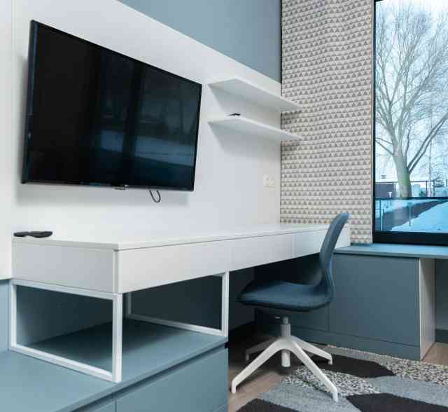 2. A High Schooler’s Constant Watch