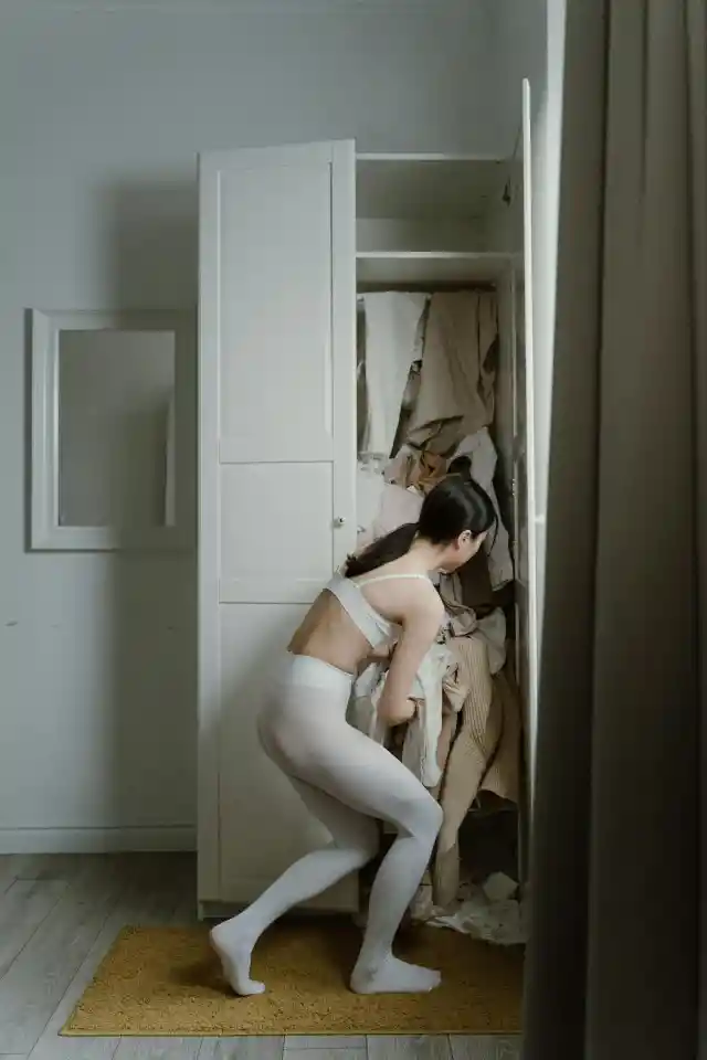 Simplify Your Closet, Save Your Energy