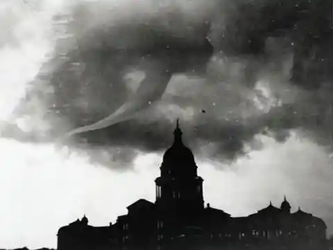 Texas State Capitol Austin tornado May 4, 1922