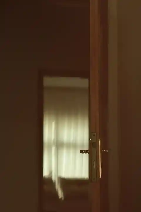 34. Robbed In Plain Sight