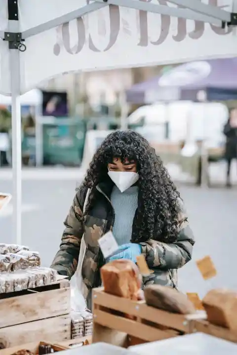  17. Mask slipped, Mouth slipped