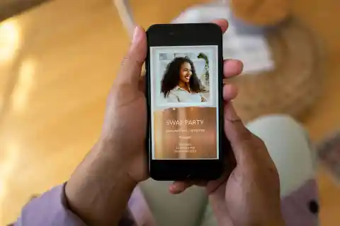  40. Maid of Honor to Social Media Snub