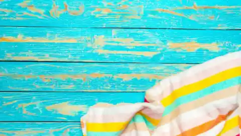 Something Caught Her Eye 