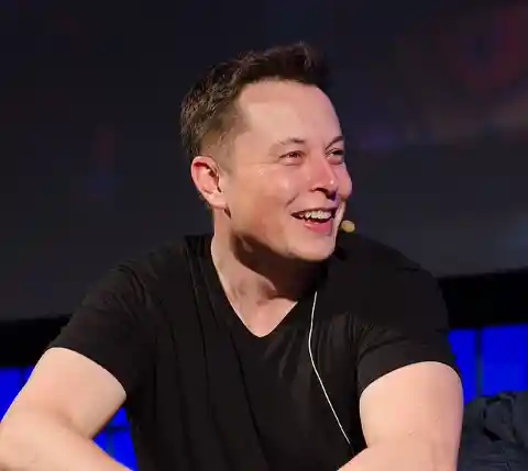 Ivy Leaguer Elon Musk Tells Trumpers That College is Overrated