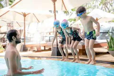 21. Karen bullying a child