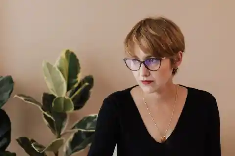 33. Unacceptable Response