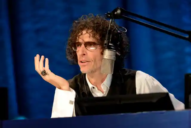 Donald Trump Rages Against Howard Stern In 2 AM Post